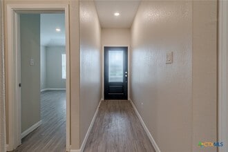 2824 Green Finch in Canyon Lake, TX - Building Photo - Building Photo