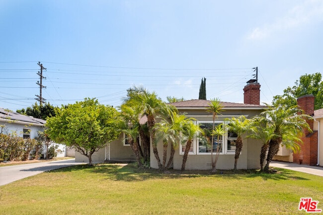 property at 6350 W 85th Pl
