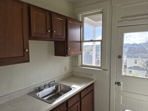 1410 Beechview Ave in Pittsburgh, PA - Building Photo - Building Photo