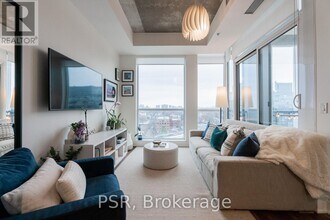20-1120 Minowan Miikan Ln in Toronto, ON - Building Photo - Building Photo