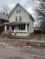 613 E 4th St in Erie, PA - Building Photo