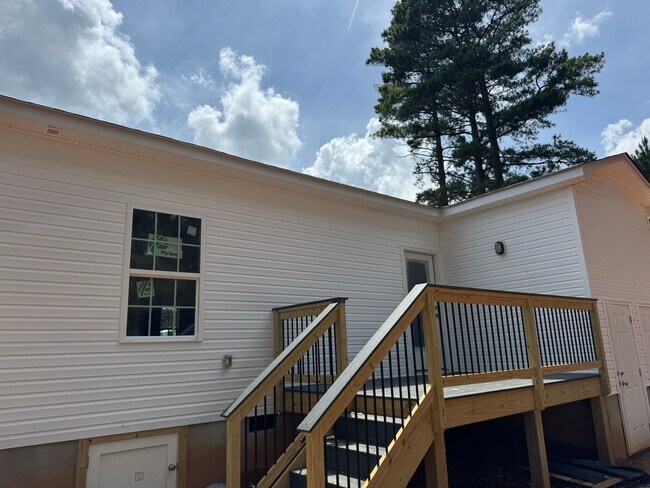 4902 NC-16 in Denver, NC - Building Photo - Building Photo