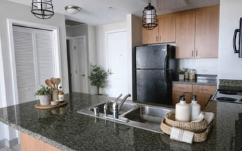 1080 Park Blvd in San Diego, CA - Building Photo - Building Photo