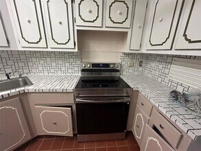 3301 Spanish Moss Terrace, Unit 308 in Lauderhill, FL - Building Photo - Building Photo
