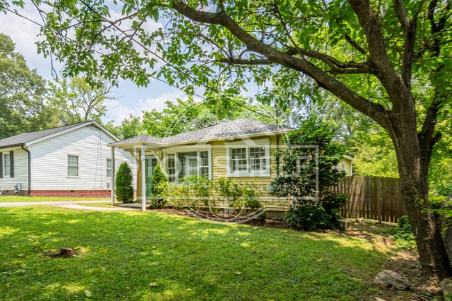549 Welch St SE in Marietta, GA - Building Photo - Building Photo