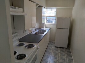 Grafton Hill Apartments in Dayton, OH - Building Photo