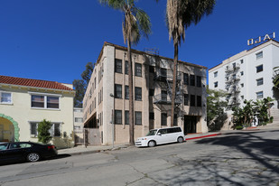 1921 Whitley Ave in Los Angeles, CA - Foto de edificio - Building Photo