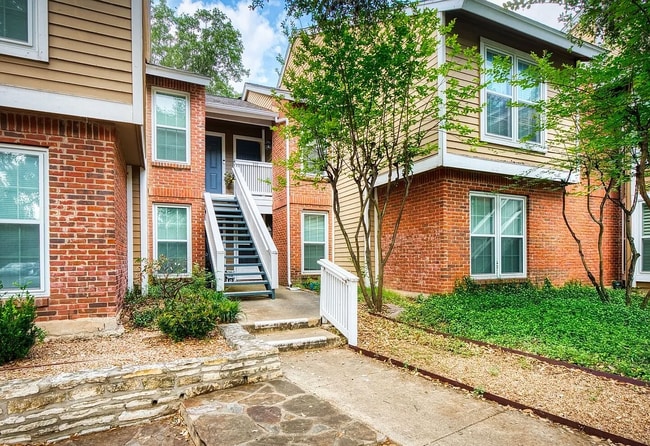 13130 Blanco Rd, Unit Chesapeake Condominiums