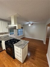 17 Stonemount Ct in Sharpsburg, GA - Foto de edificio - Building Photo