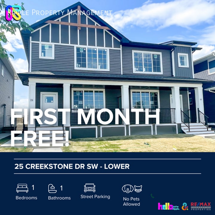25 Creekstone Dr SW in Calgary, AB - Building Photo