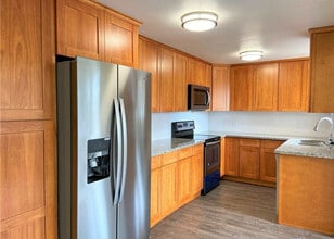 6147 S 124th St in Seattle, WA - Building Photo - Building Photo