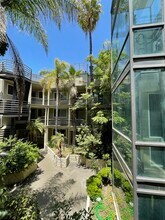 11949 Goshen Ave, Unit 208 in Los Angeles, CA - Building Photo - Building Photo