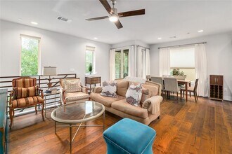 1205 Elm St in Austin, TX - Building Photo - Building Photo