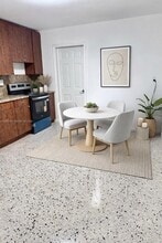 1141 NW 32nd Ave in Miami, FL - Building Photo - Building Photo