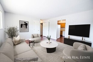 950 Bishop Ct in Castle Rock, CO - Building Photo