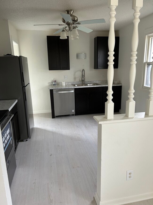 property at 4645 E Oakwood Dr