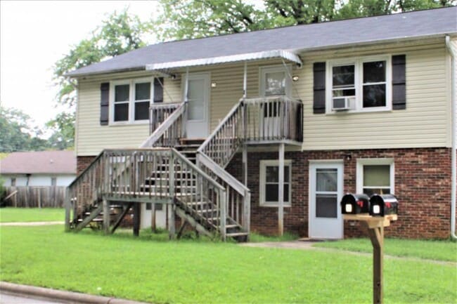 property at 1653 Dane St