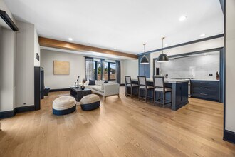 1532 W Ohio St in Chicago, IL - Building Photo - Building Photo