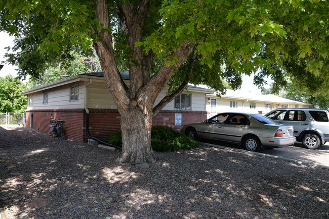 7615-7645 W 61st Ave in Arvada, CO - Building Photo - Building Photo