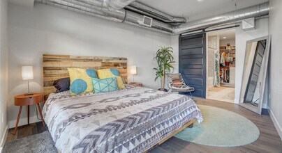 3198 Blake St, Unit 06 in Denver, CO - Building Photo - Building Photo