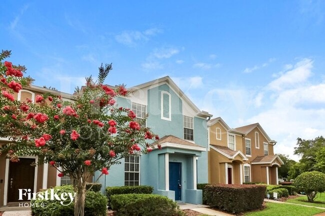 1251 Charlesworth Dr in Wesley Chapel, FL - Building Photo - Building Photo
