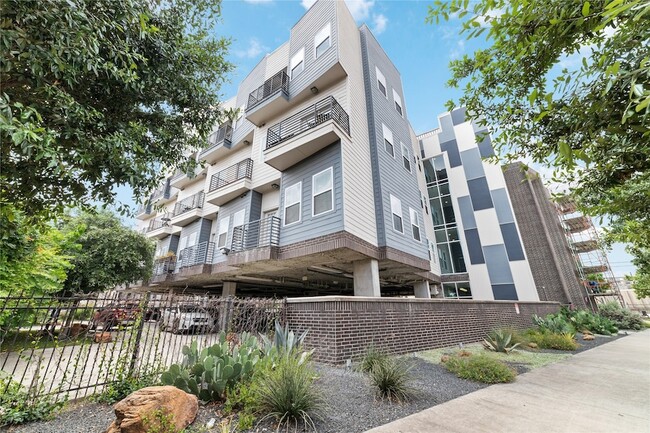 property at 1011 Studemont St