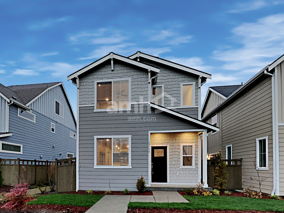 33130 Ten Trails Pkwy in Black Diamond, WA - Foto de edificio