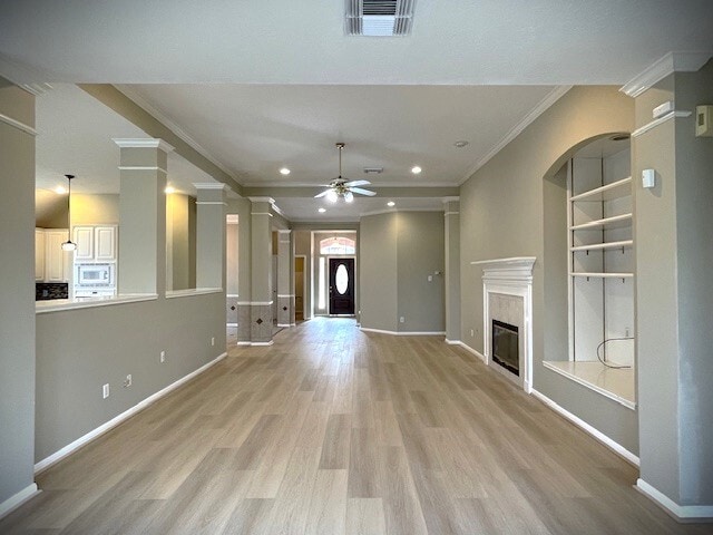 property at 1815 Rustic Oak Ln