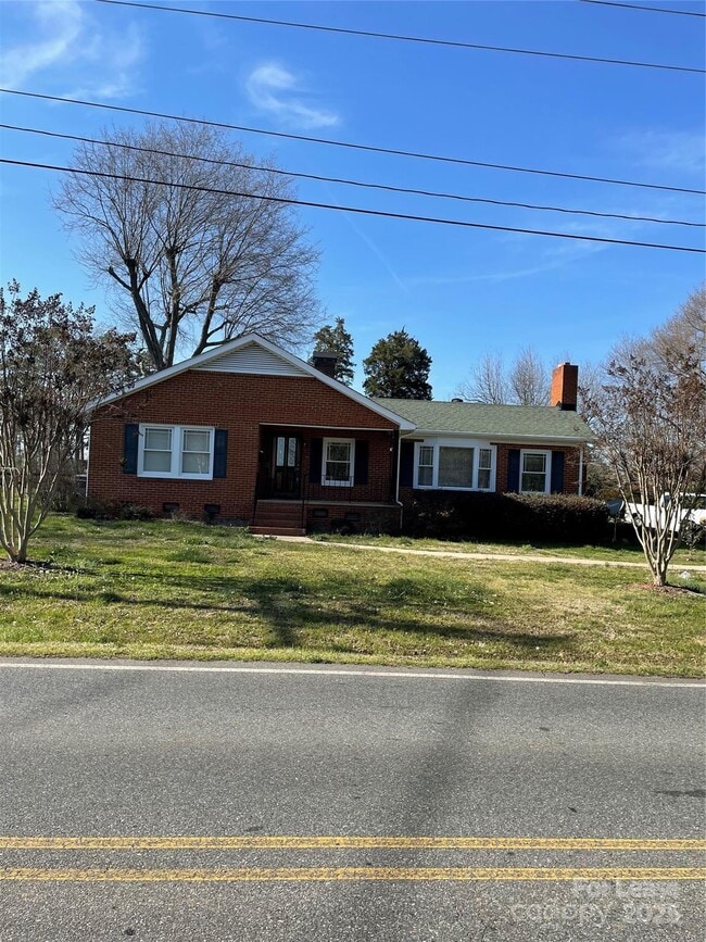 property at 118 Peach Orchard Rd