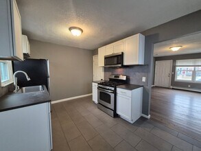 413-415 N Penn Ave in Minneapolis, MN - Building Photo - Building Photo