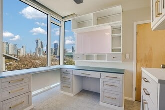 1600 Barton Springs Rd in Austin, TX - Building Photo - Building Photo