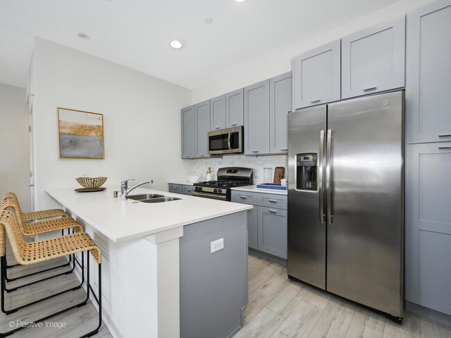 property at 7355 W Grand Ave