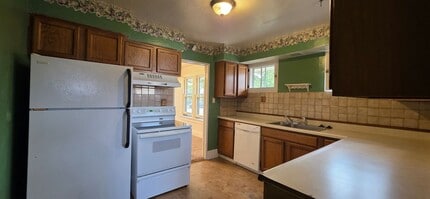 2713 Maxwell Ave in Cheyenne, WY - Building Photo - Building Photo