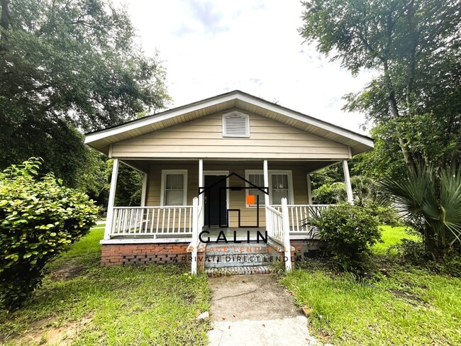 property at 204 Sugden St