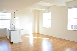 205 Church St in New Haven, CT - Building Photo - Building Photo
