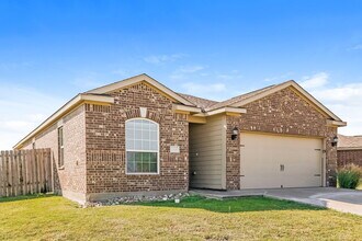2120 Foxglove Ct in Forney, TX - Building Photo - Building Photo