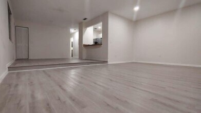 2707 Lowson Blvd in Delray Beach, FL - Building Photo - Building Photo