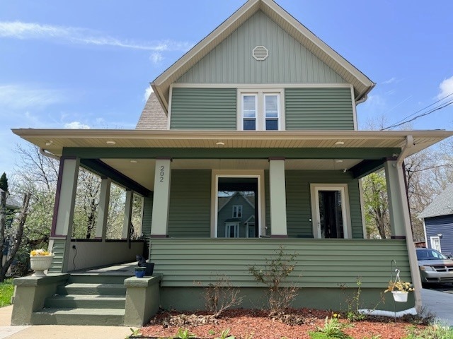 property at 202 Perry St