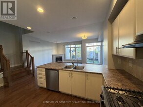 744 Bowercrest Crescent in Ottawa, ON - Building Photo - Building Photo