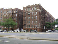 2917 Grand Concourse in Bronx, NY - Foto de edificio - Building Photo