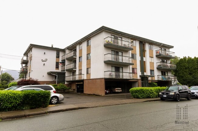 Chilliwack District Mainstreet Apartments in Chilliwack, BC - Building Photo - Building Photo