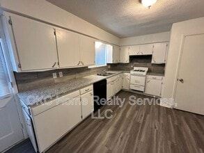 23 NE 63rd St in Oklahoma City, OK - Building Photo - Building Photo