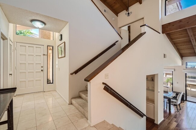 6523 Caminito Catalan in San Diego, CA - Building Photo - Building Photo