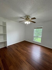 2305 Broadlawn Dr photo'