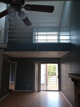 7122 Premont Dr in Corpus Christi, TX - Foto de edificio - Building Photo