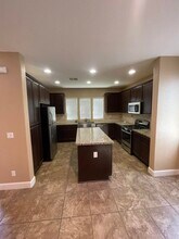 880 Willow Bridge Dr in Folsom, CA - Building Photo - Building Photo