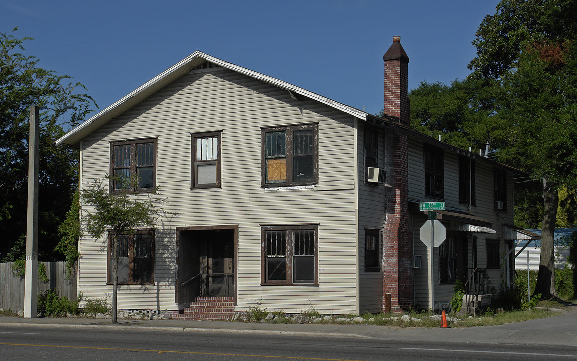 410 NW 13th St in Gainesville, FL - Building Photo