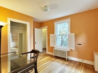 21 Claflin Pl, Unit 21 in Newton, MA - Building Photo - Building Photo