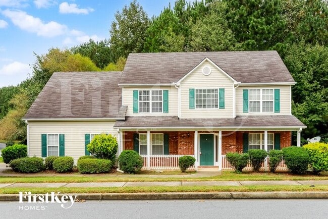 property at 121 Lake Valley Dr SW