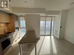 70 Annie Craig Dr in Toronto, ON - Building Photo - Building Photo